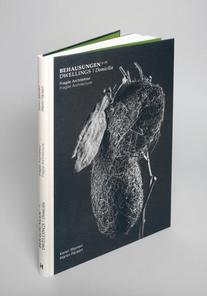 BEHAUSUNGEN / DWELLINGS / DOMICILIA (I–III) Fragile Architektur